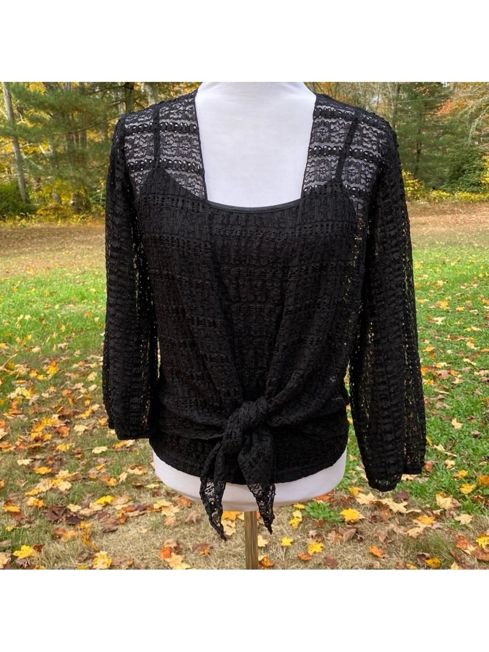 JOSEPH RIBKOFF TOP SET 2 PC BOLERO/COVER UP & CAMISOLE BLACK SHEER LACE SIZE 10